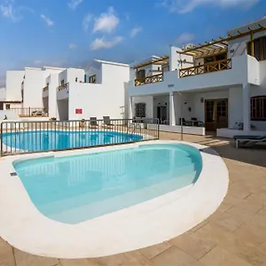 https://la-cumbre-8a.in-canary-islands.com